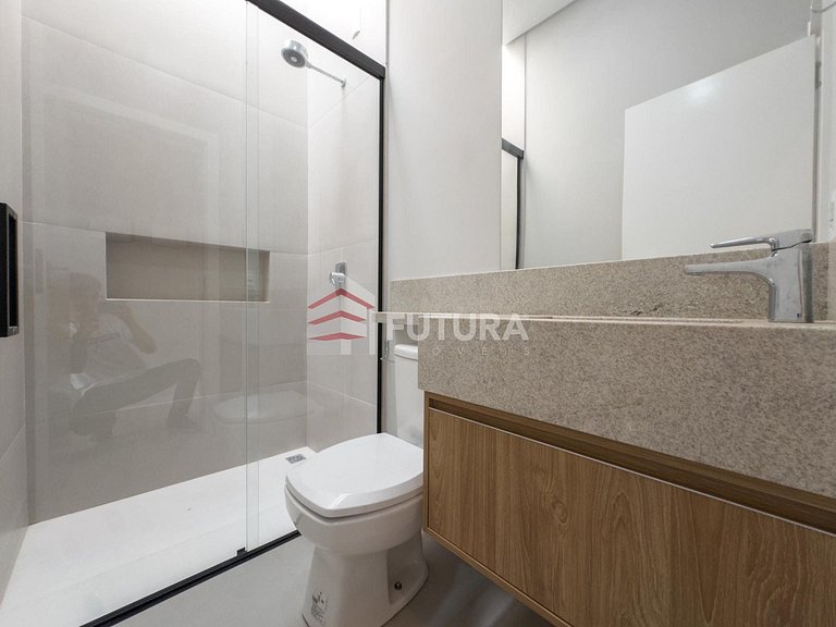 SOBRADO TRIPLEX COM JACUZZI