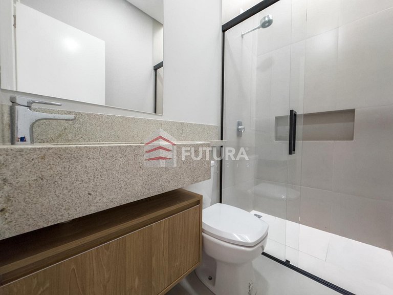 SOBRADO TRIPLEX COM JACUZZI