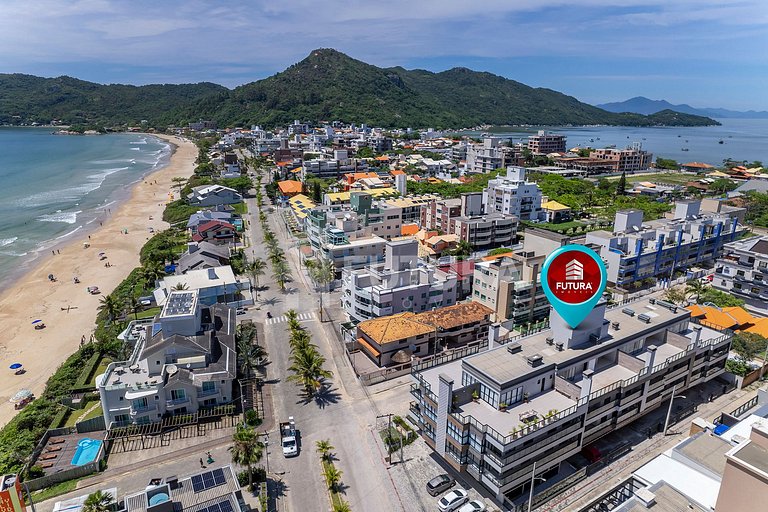 Apartamento com 03 dormitórios - LA011EF