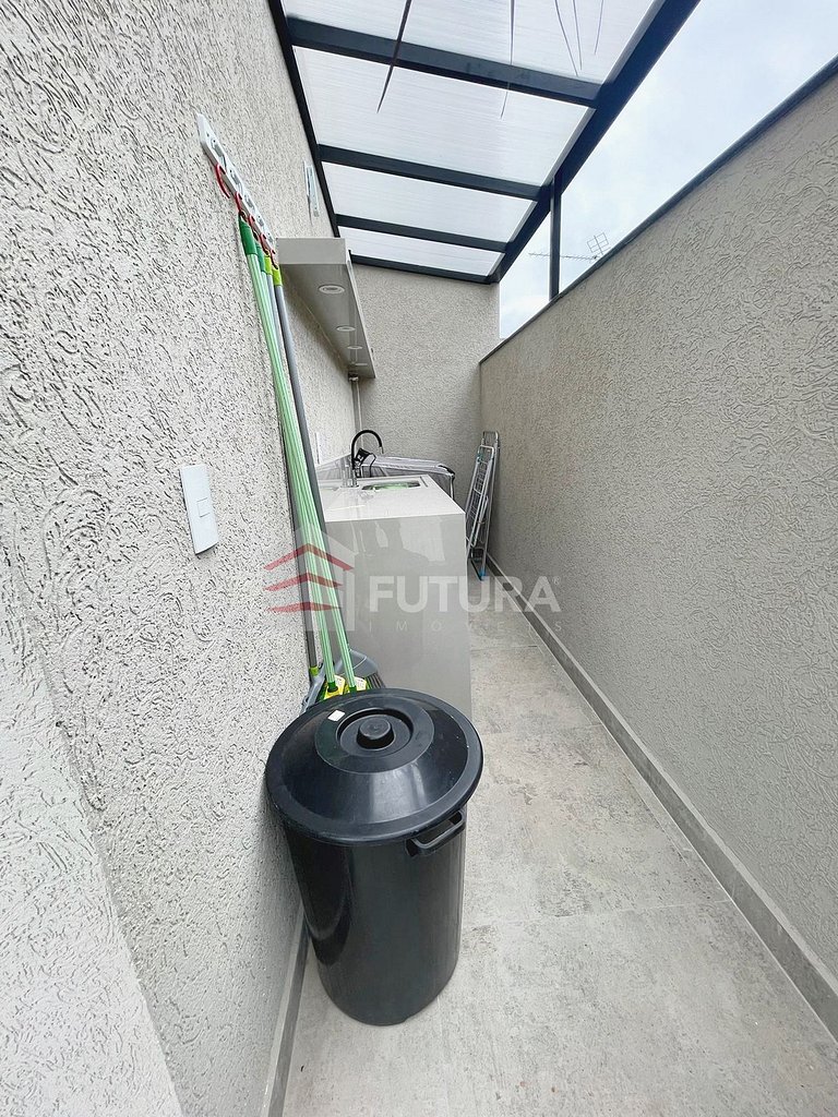 Apartamento de 01 dormitório em Canto Grande - LA053EF