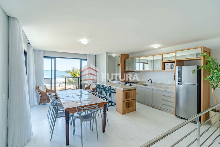 APARTAMENTO DE FRENTE MAR COM 03 SUÍTES - LA266F