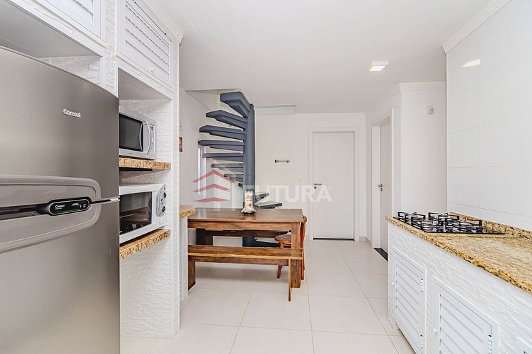 DUPLEX DE 02 QUARTOS - 150 MTS PRAIA DO MARISCAL;